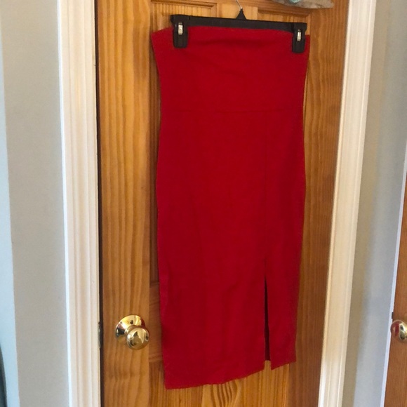 Red bodycon dress❤️💋 NEW WITH TAGS - Picture 2 of 5